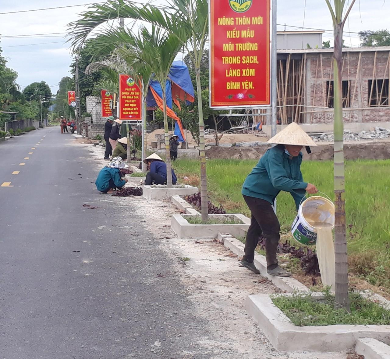 Thôn Hồng Khánh xã Xuân Giang đẩy mạnh các hoạt động xây dựng khu dân cư NTM kiểu mẫu.